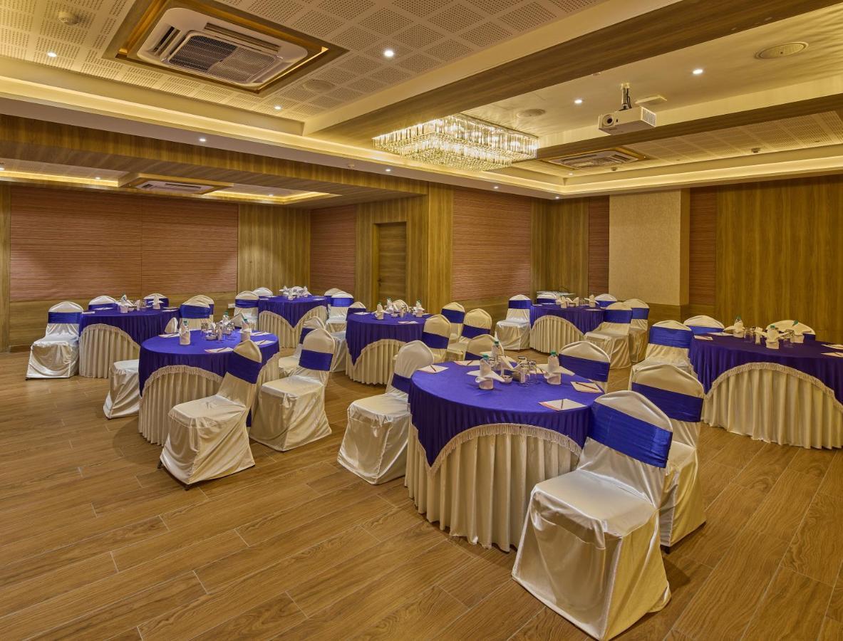 Grand Continent Hosur A Sarovar Portico Affiliate Hotel Екстер'єр фото