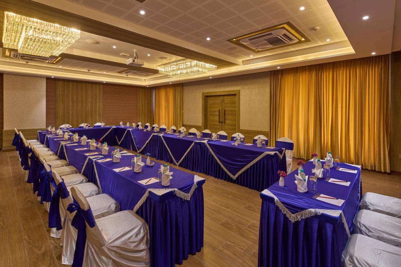 Grand Continent Hosur A Sarovar Portico Affiliate Hotel Екстер'єр фото
