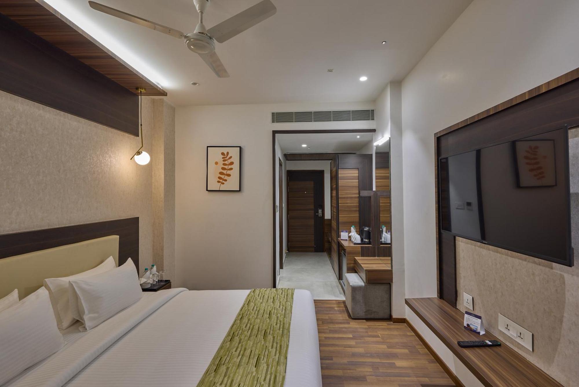 Grand Continent Hosur A Sarovar Portico Affiliate Hotel Екстер'єр фото