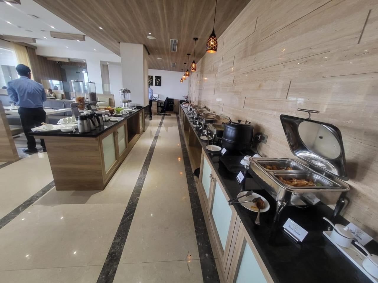 Grand Continent Hosur A Sarovar Portico Affiliate Hotel Екстер'єр фото